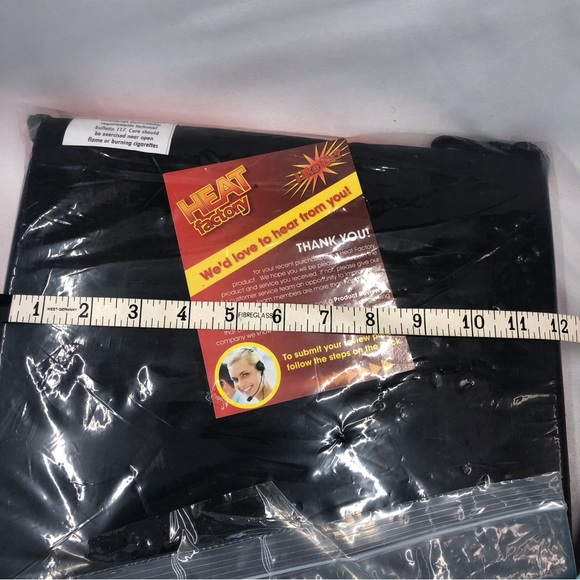 NWOT Heat Factory Large Seat Warmer - Picture 13 of 15